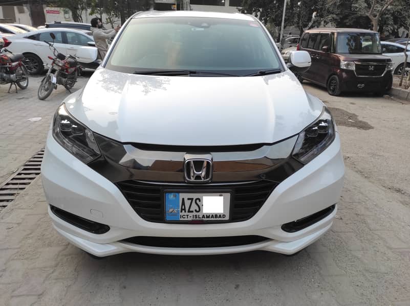 Honda Vezel Hybrid Z Honda Sensing AWD 2017 0