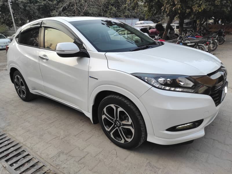 Honda Vezel Hybrid Z Honda Sensing AWD 2017 3