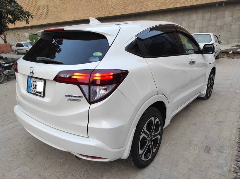 Honda Vezel Hybrid Z Honda Sensing AWD 2017 4