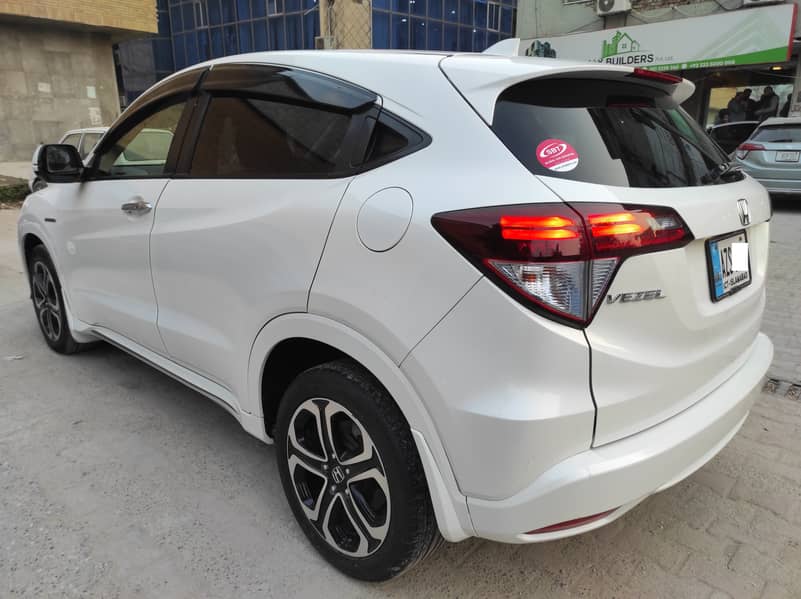 Honda Vezel Hybrid Z Honda Sensing AWD 2017 6