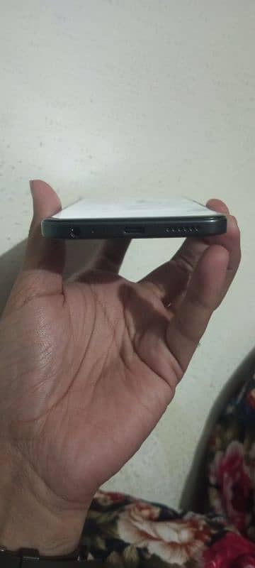 itel p65 all ok good condition with box power bank 10