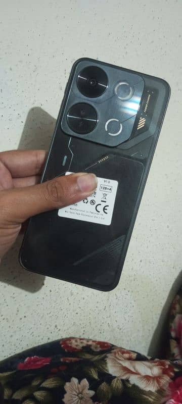 itel p65 all ok good condition with box power bank 12