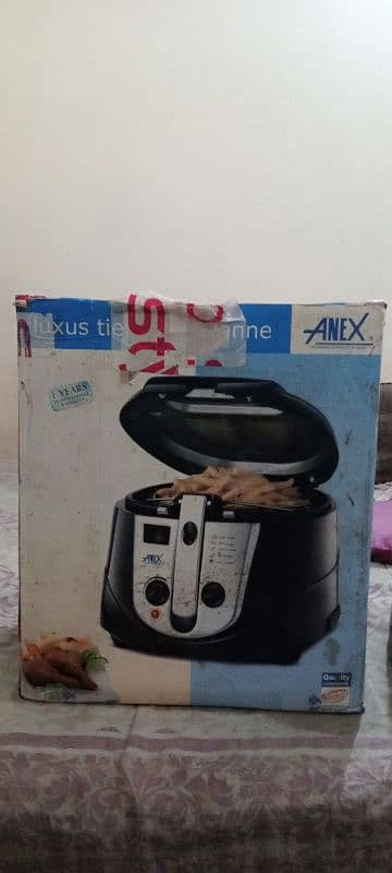 Fryer new condition 6