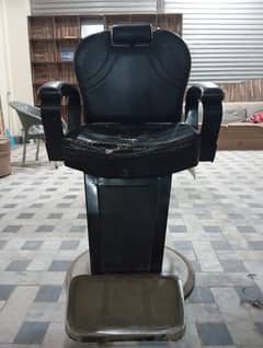 Salon Chair Black Color with 10/6 Condition