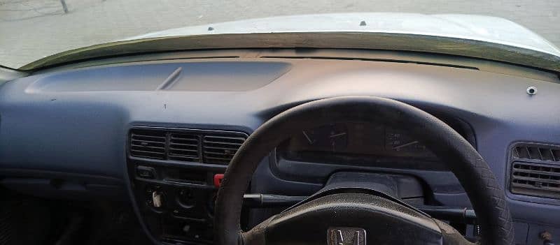 Honda City IDSI 2001. family use car 8