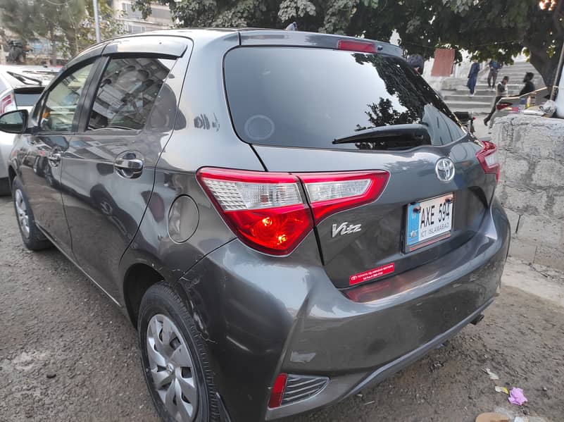 Toyota Vitz 1.0 U 2018 3