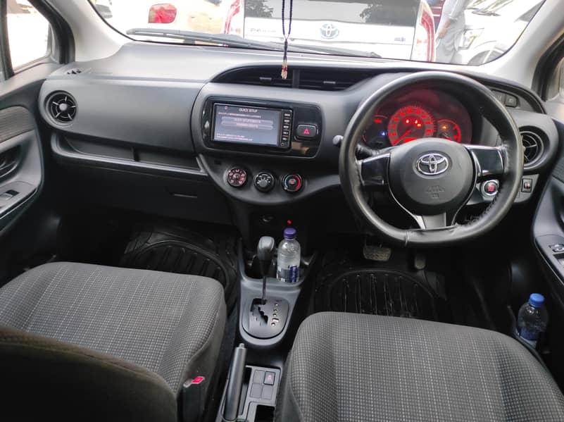 Toyota Vitz 1.0 U 2018 6