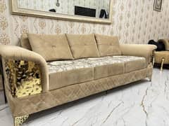 7 seeter sofa set with dewan and tabbles