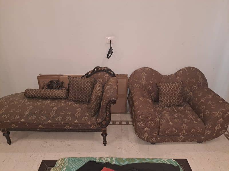 sofa set in good condition 0