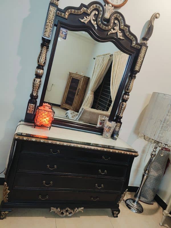 dressing table / pure wood designer / wooden dresser / glass top 2