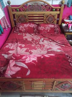 full size iron bed, condition 10/9