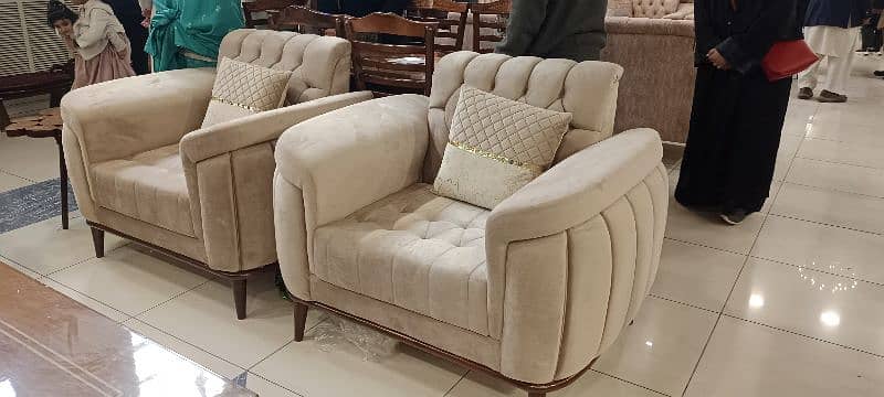 Elegant Sofa Set 2