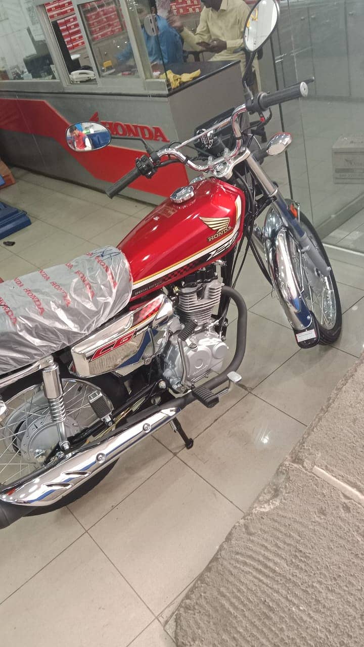 Honda CG 125 for sale 00971561857950 watsap only contect 1