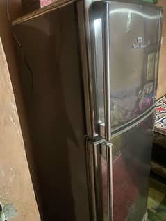 fridge Dawlance medium size