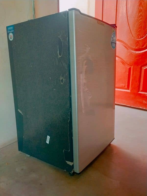 Room Fridge (Big In Size) 1