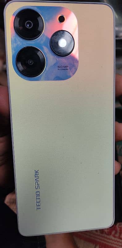 Tecno Spark 10 Pro, 10/10 condition with original Box & charger 1