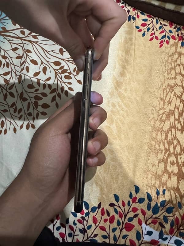 iPhone xs max PTA approved 0