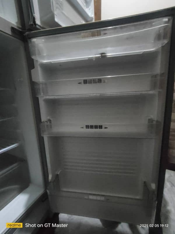 Dawlance Refrigerator for Sale 1