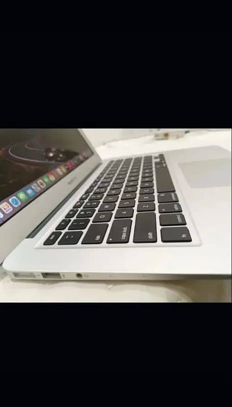 Macbook Air 2017 4