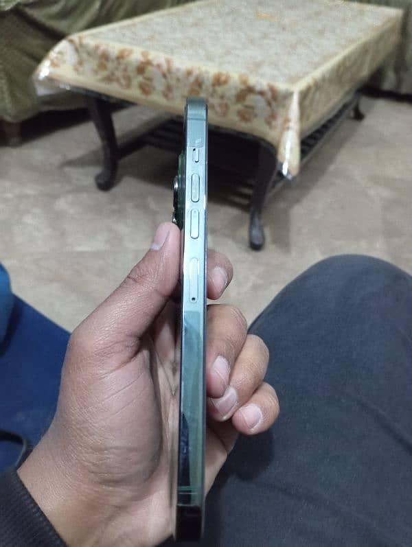 iPhone 13 pro max 128GB JV 10 by 10 condition 3