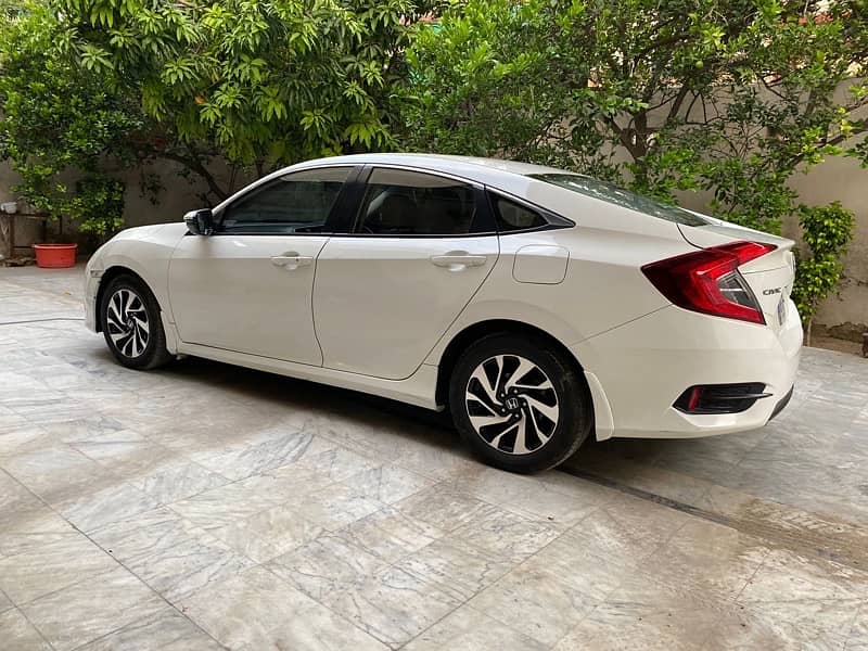 Honda Civic VTi Oriel Prosmatec 2018 4