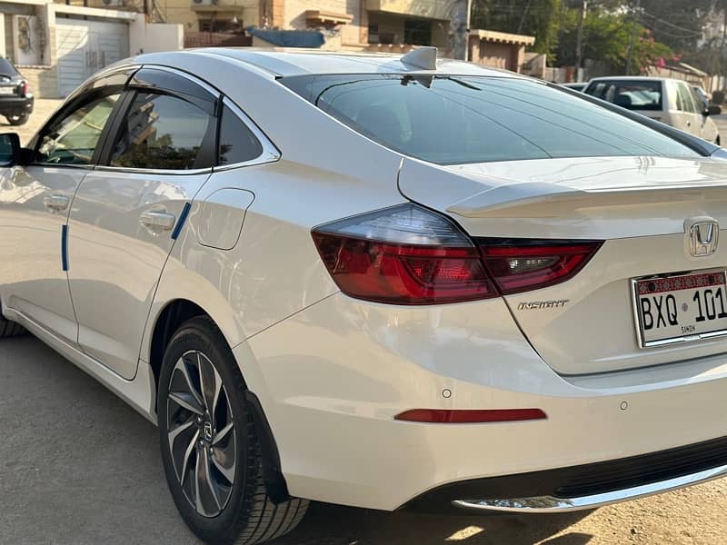 Honda Insight 2019 8