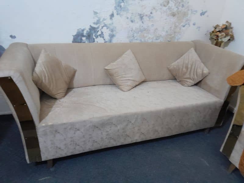 3 2 1 sofa set just like new 1