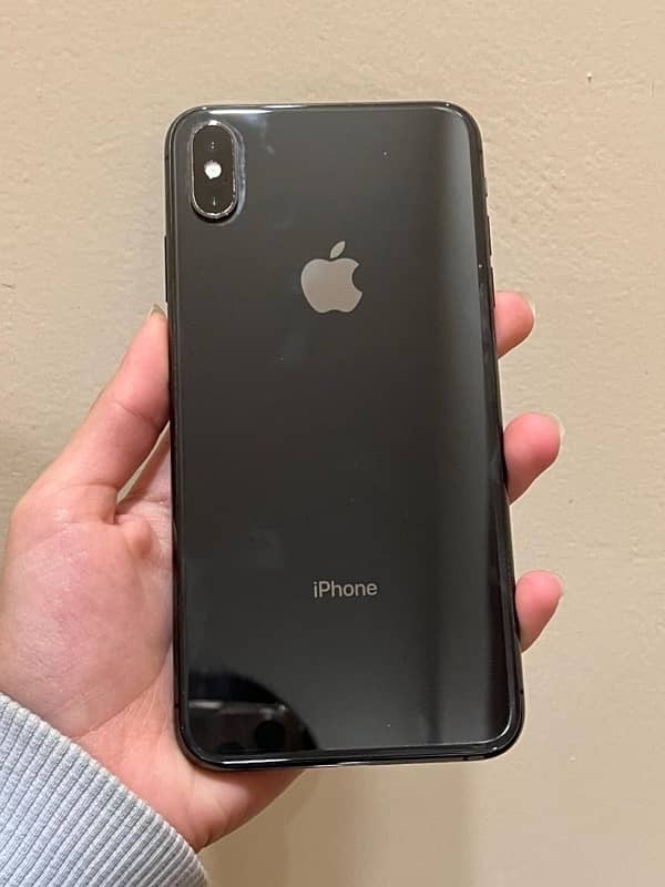 Iphone XS Max  Non-PTA 512 gb 84% Battery Health 1