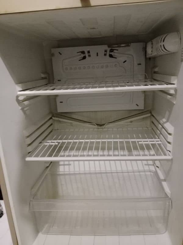 Pel Refrigerator 2300JF 7