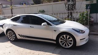 Tesla Model 3 Long Range 450km+ Electric 75KW Dual Motor Pearl White