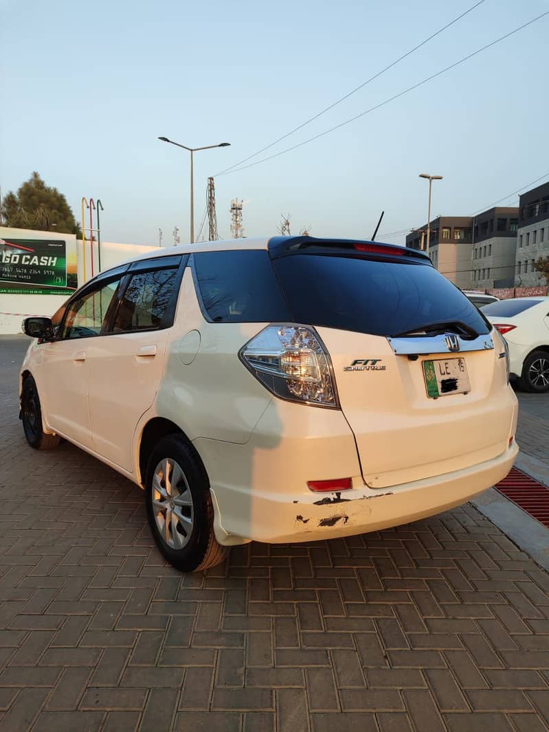 Honda Fit shuttle 2011/. 2015 5