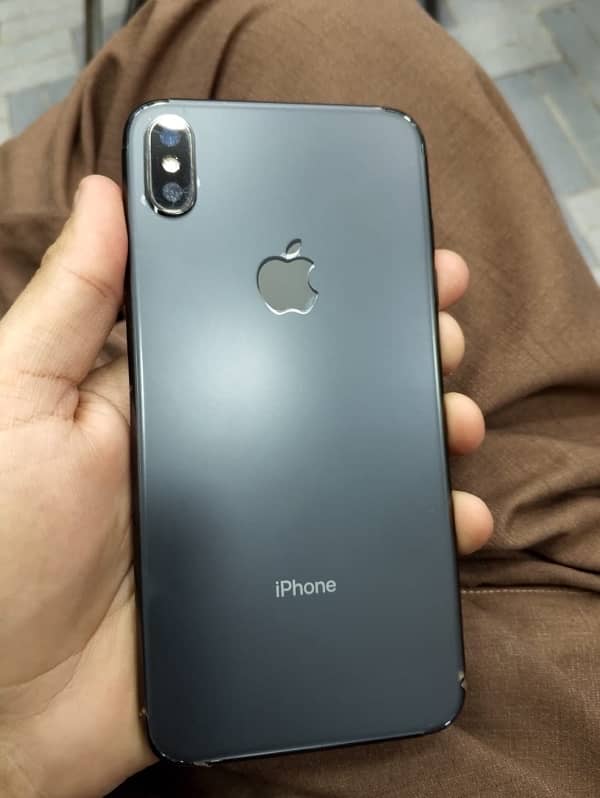 Iphone Xs max 4