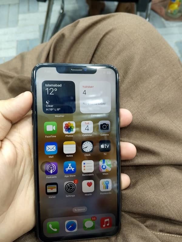 Iphone Xs max 6