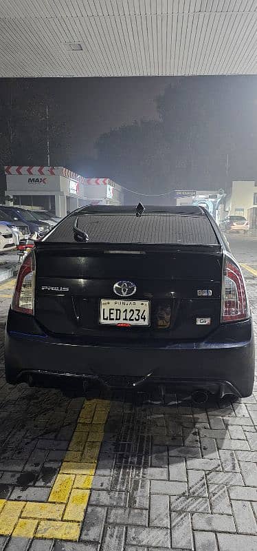 Toyota Prius GS edition 8