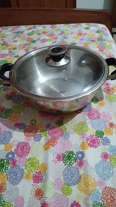 just like new , cooking pot for sale 6