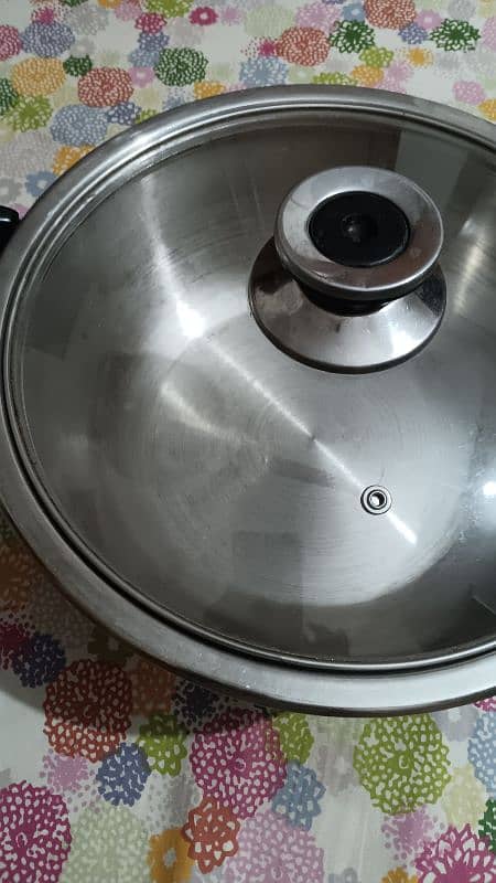 just like new , cooking pot for sale 7