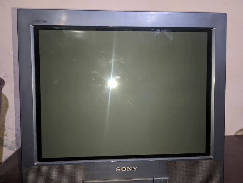 Sony Triniton Color TV 8