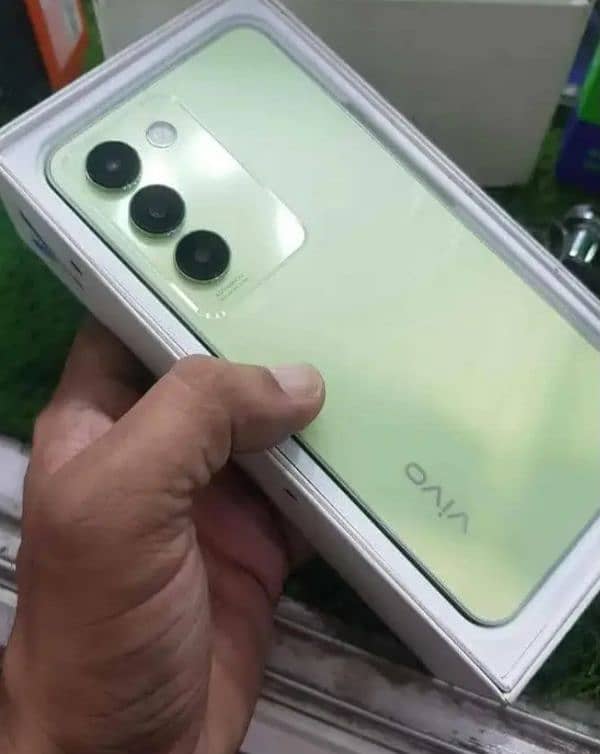 Vivo Y100 Mobile 0