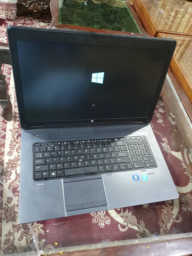 HP Zbook 17 G2 (16/256) with 4G. B NVIDIA K4100 0