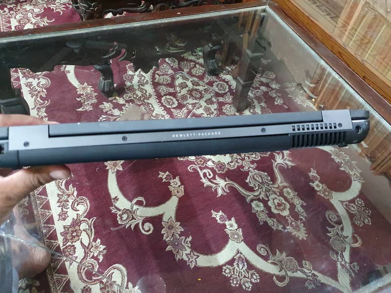 HP Zbook 17 G2 (16/256) with 4G. B NVIDIA K4100 7