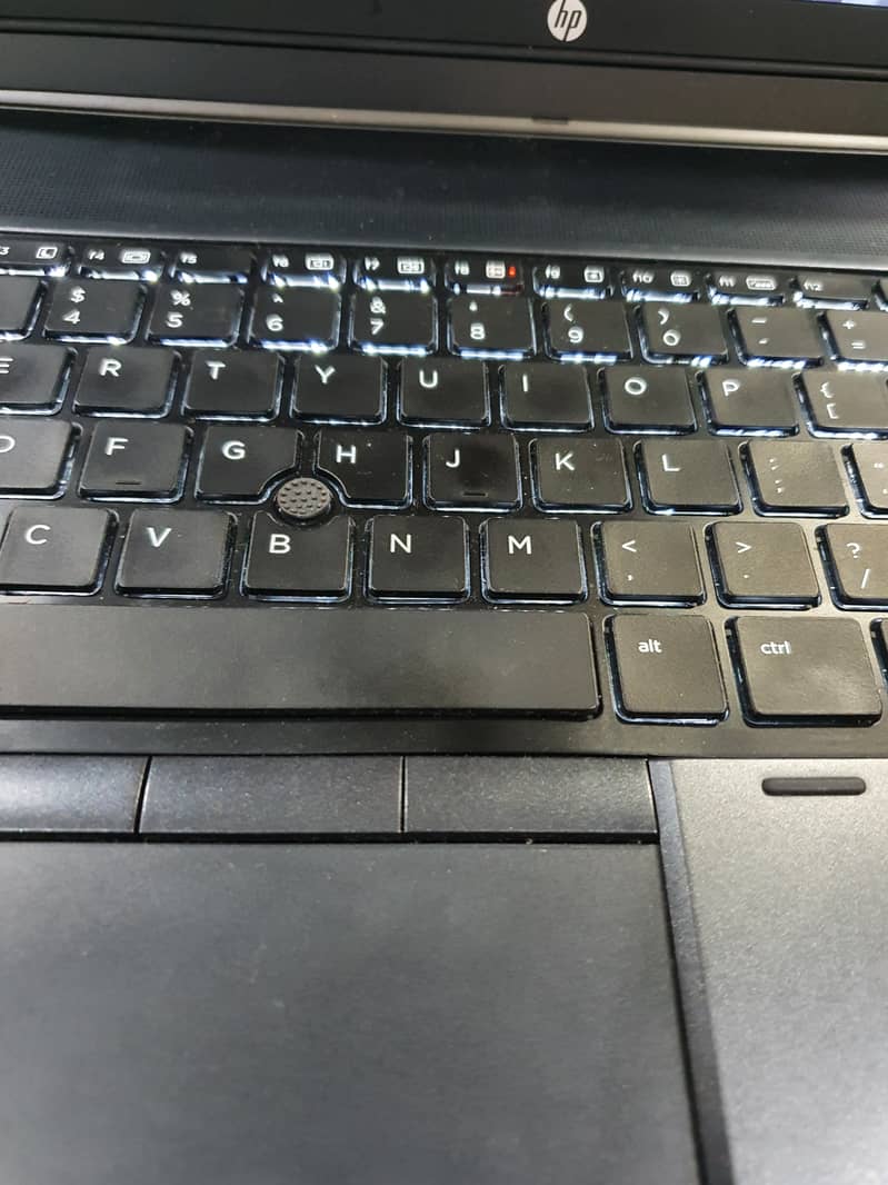 HP Zbook 17 G2 (16/256) with 4G. B NVIDIA K4100 12