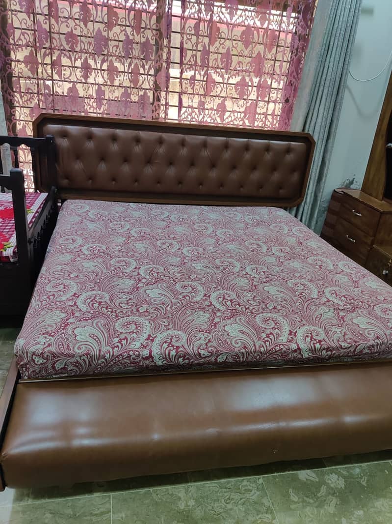 Brand new bed and sofa slightly used 4