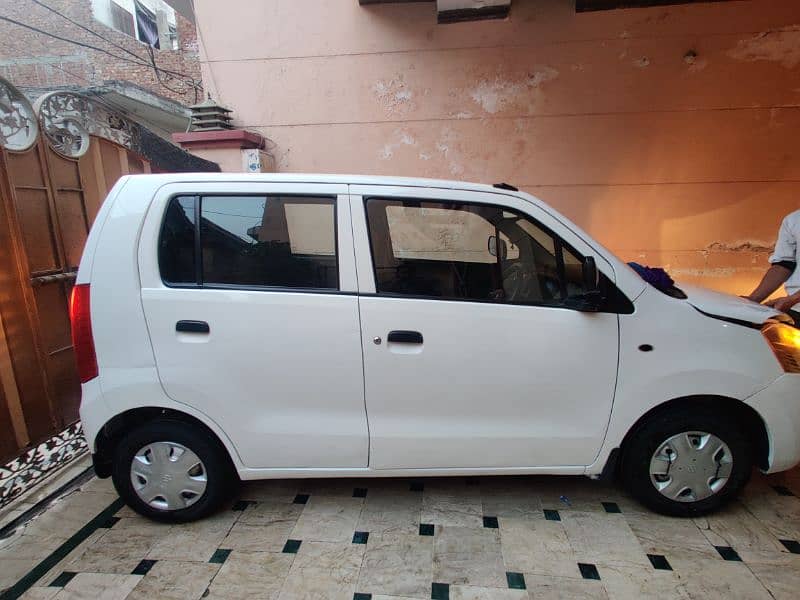 Suzuki Wagon R 2018 6