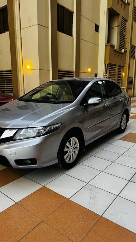 Honda City Aspire 1.5 2018 top of the line outclass condition 1