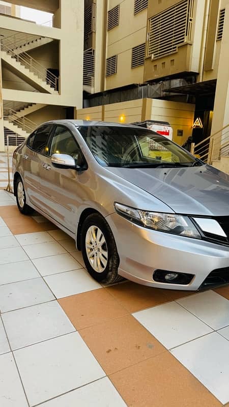 Honda City Aspire 1.5 2018 top of the line outclass condition 2