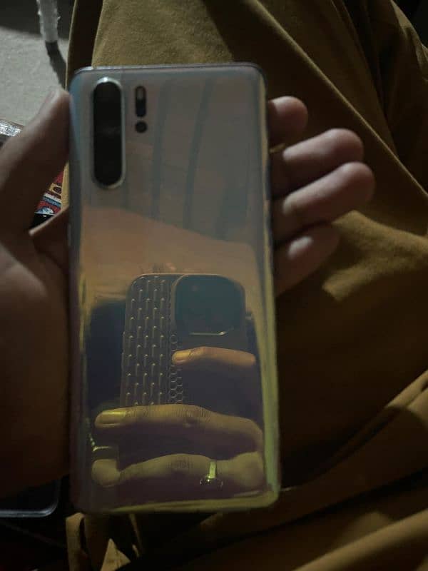 Huawei p30 Pro 8/128gb 0