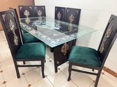 Elegant 8 seater dining set used few months