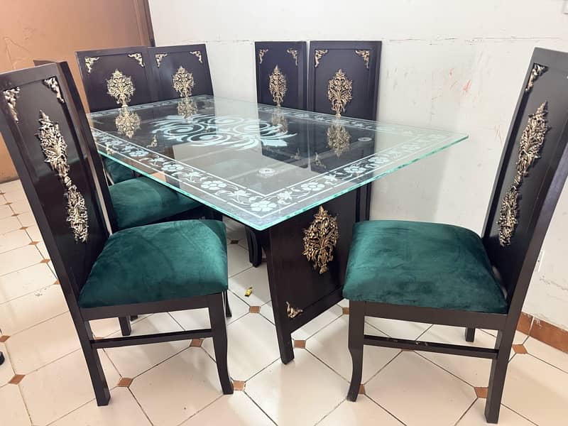 Elegant 8 seater dining set used few months 1