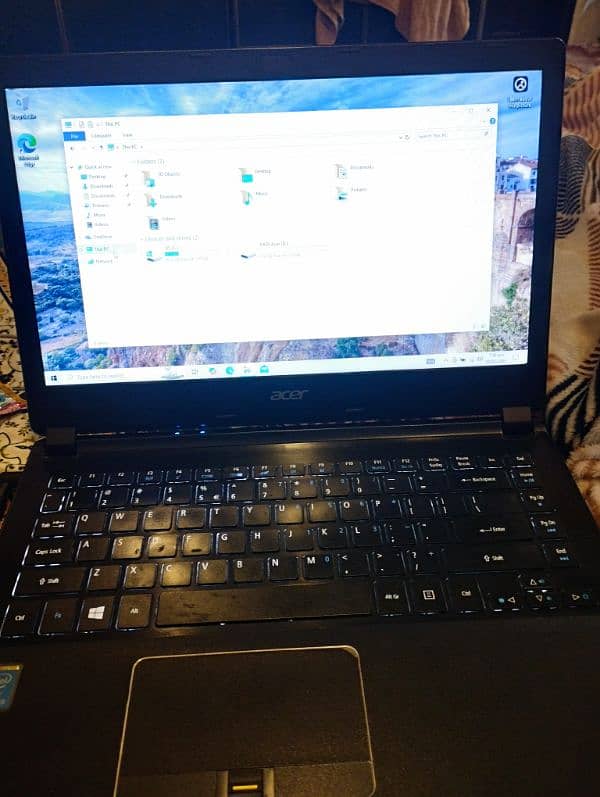 Acer i5 4gm ram 256gb SSD 64 bit base processor 4