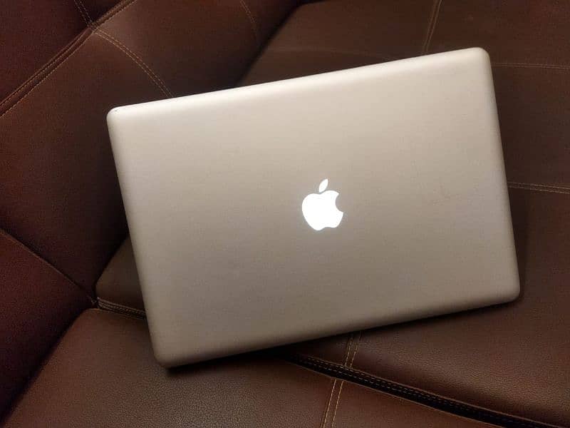 macbook pro 15inch core i5 2